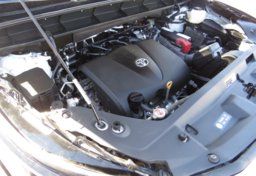 2021 Toyota Highlander - Image 56