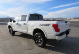 2017 Nissan Titan XD - Image 7