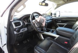 2017 Nissan Titan XD - Image 32