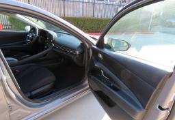 Thumbnail of 2021 Hyundai ELANTRA