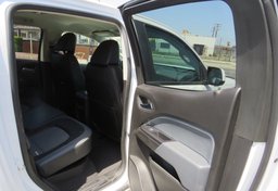 2019 Chevrolet Colorado - Image 25