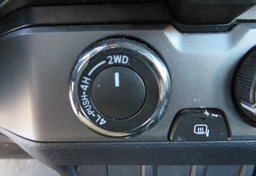 2019 Toyota Tacoma 4WD - Image 36