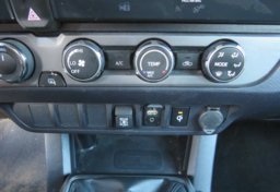 2019 Toyota Tacoma 4WD - Image 41