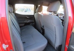 2019 Toyota Tacoma 4WD - Image 28