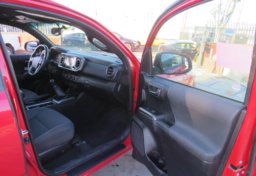 2019 Toyota Tacoma 4WD - Image 20