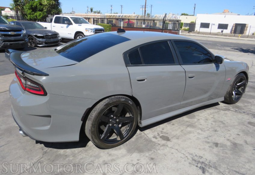 2018 Dodge Charger - Image 9