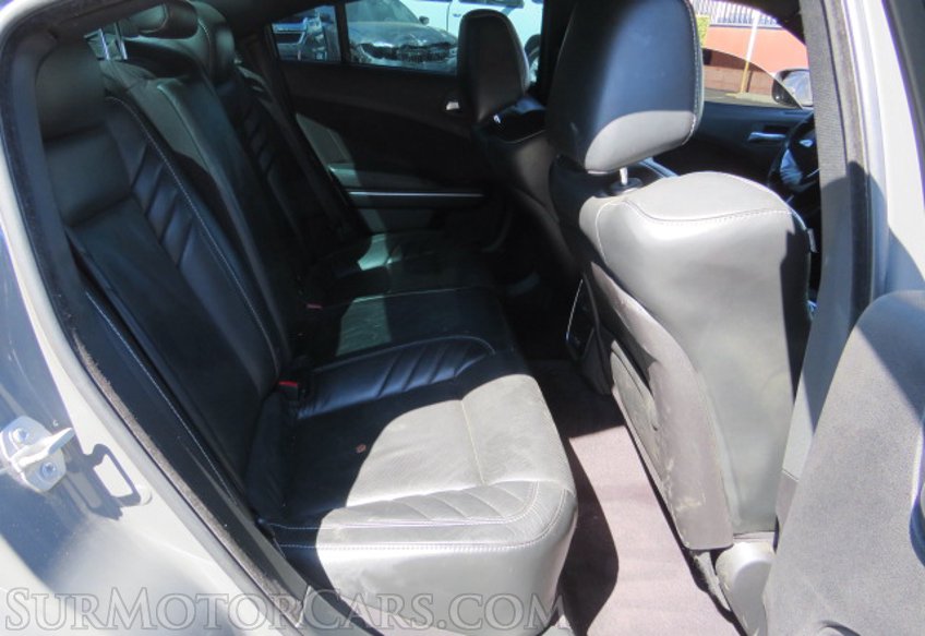 2018 Dodge Charger - Image 31