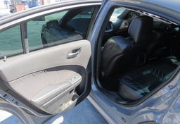 2018 Dodge Charger - Image 21