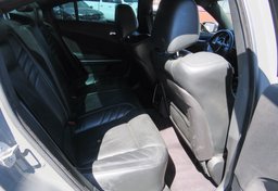 2018 Dodge Charger - Image 29