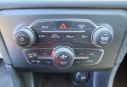 2018 Dodge Charger - Image 35