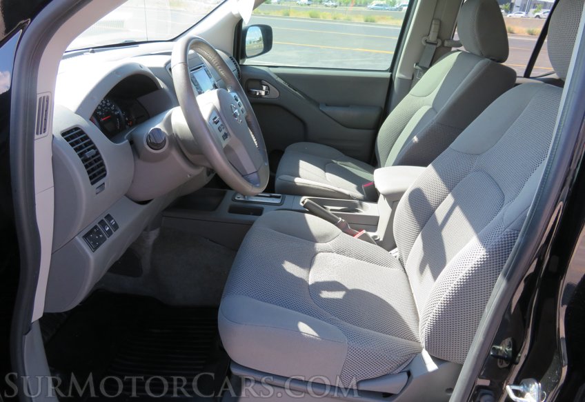 2017 Nissan Frontier - Image 17