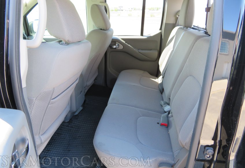2017 Nissan Frontier - Image 21