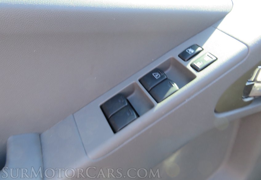 2017 Nissan Frontier - Image 34