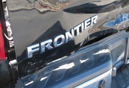 2017 Nissan Frontier - Image 13