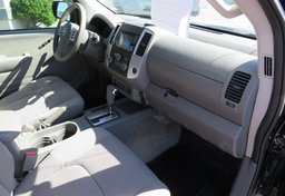 2017 Nissan Frontier - Image 19