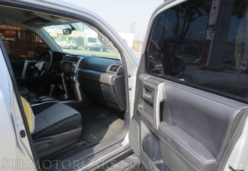 2018 Toyota 4Runner - Image 21