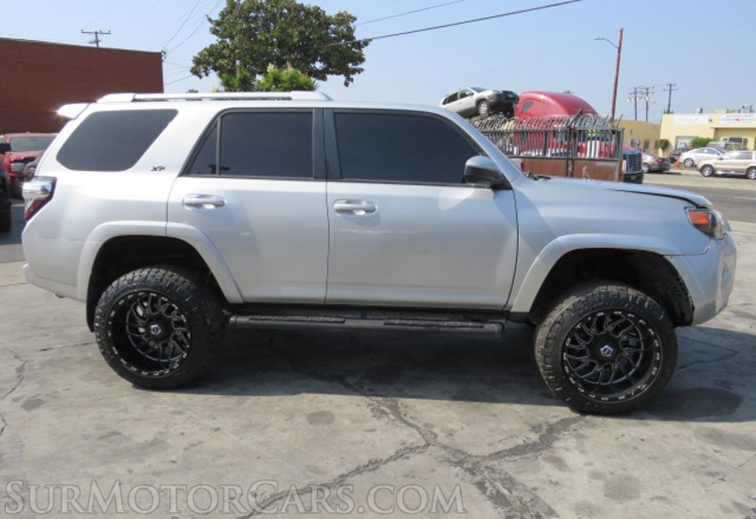 2018 Toyota 4Runner - Image 5