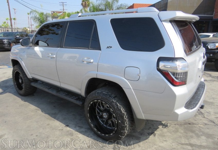 2018 Toyota 4Runner - Image 9