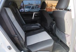 2018 Toyota 4Runner - Image 31