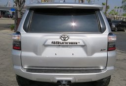 2018 Toyota 4Runner - Image 11