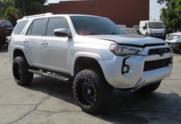 2018 Toyota 4Runner - Image 3