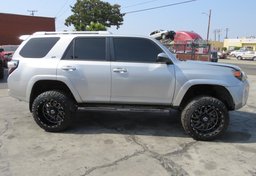 2018 Toyota 4Runner - Image 5