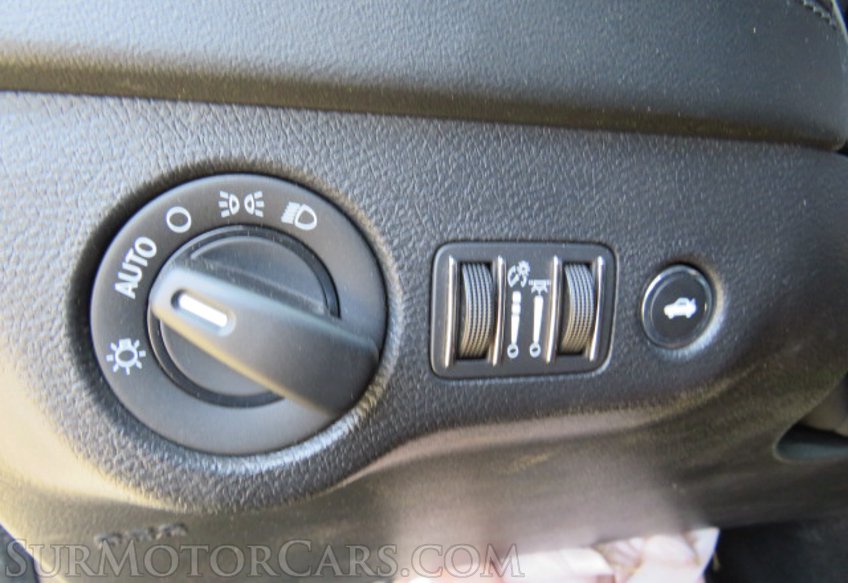 2020 Dodge Charger - Image 39