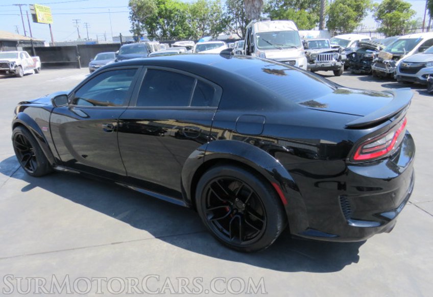 2020 Dodge Charger - Image 5