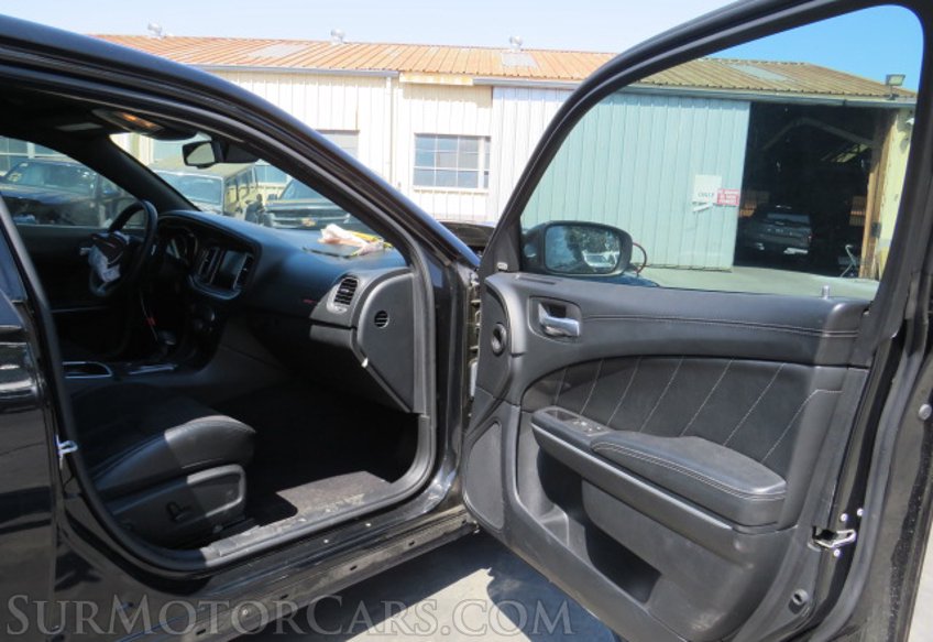 2020 Dodge Charger - Image 22