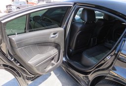 2020 Dodge Charger - Image 23