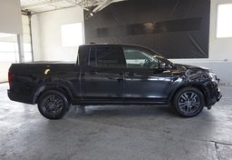 2019 Honda Ridgeline - Image 10