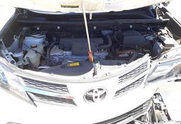 2015 Toyota RAV4 - Image 8