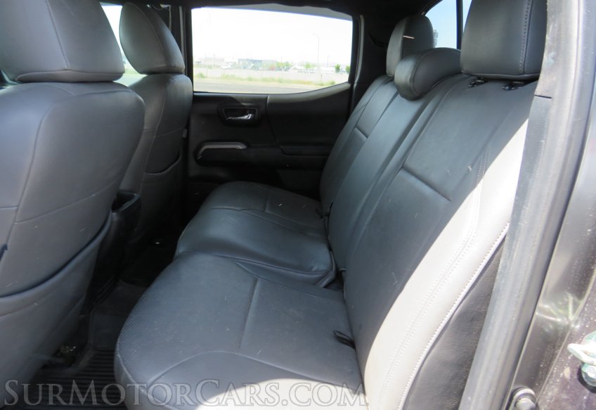 2016 Toyota Tacoma - Image 26