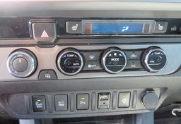 2016 Toyota Tacoma - Image 35