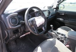 2016 Toyota Tacoma - Image 19