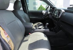 2016 Toyota Tacoma - Image 22