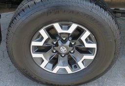 2016 Toyota Tacoma - Image 44