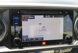 2016 Toyota Tacoma - Image 31