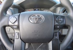 2022 Toyota Tacoma - Image 28