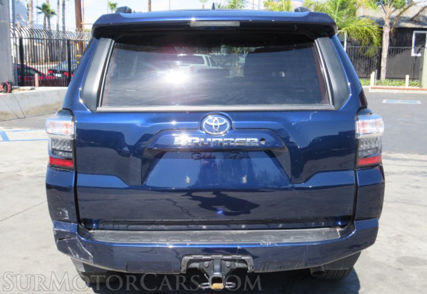 2019 Toyota 4Runner - Image 11