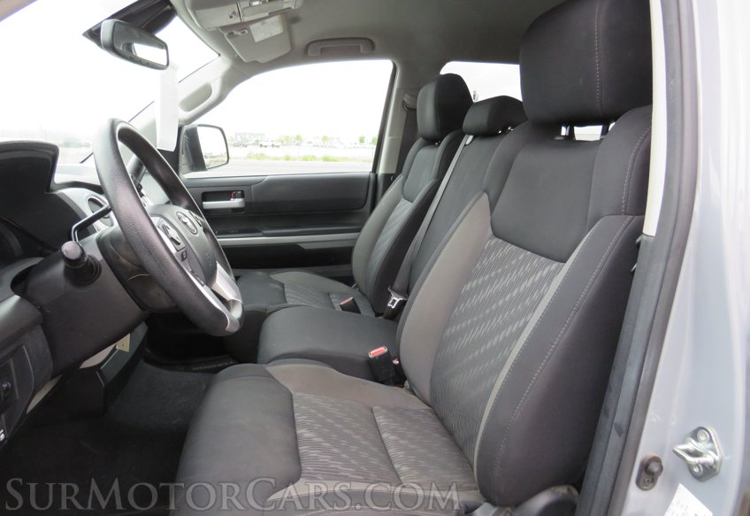 2020 Toyota Tundra 4WD - Image 27