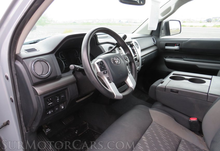 2020 Toyota Tundra 4WD - Image 30