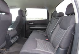 2020 Toyota Tundra 4WD - Image 32