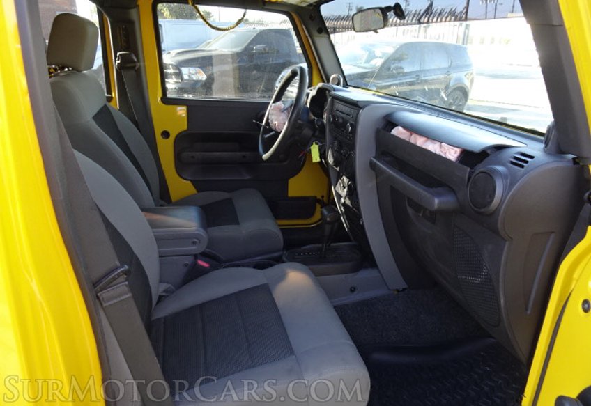 2009 Jeep Wrangler Unlimited - Image 24