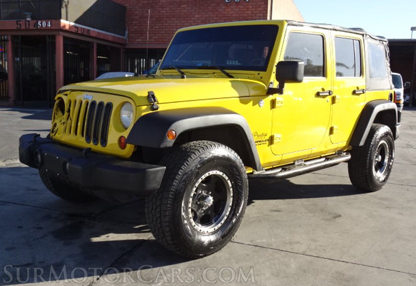 2009 Jeep Wrangler Unlimited - Image 3