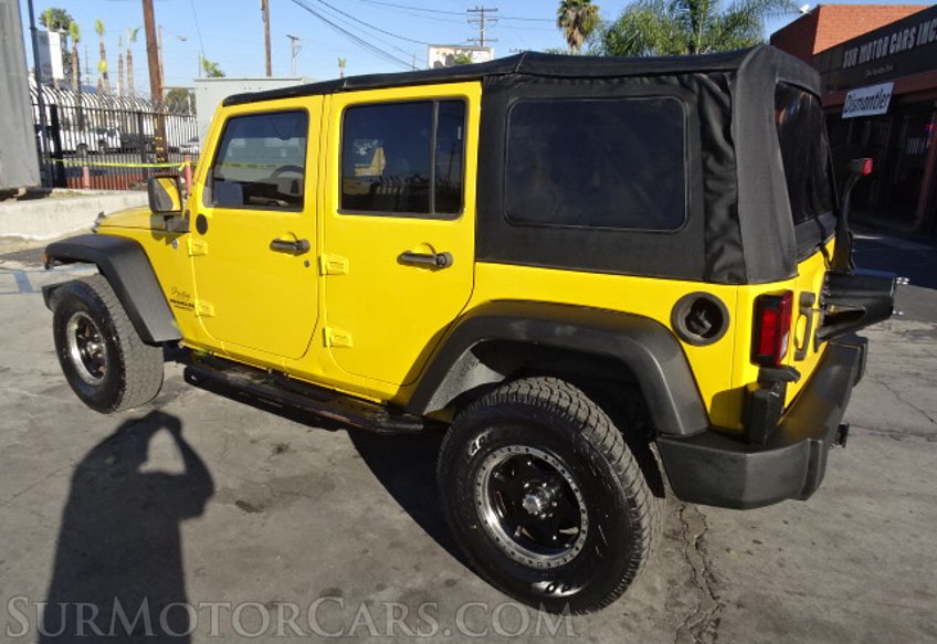 2009 Jeep Wrangler Unlimited - Image 11