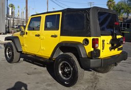 2009 Jeep Wrangler Unlimited - Image 9