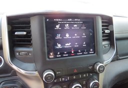 2019 Ram 1500 - Image 36