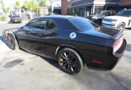 2014 Dodge Challenger - Image 10