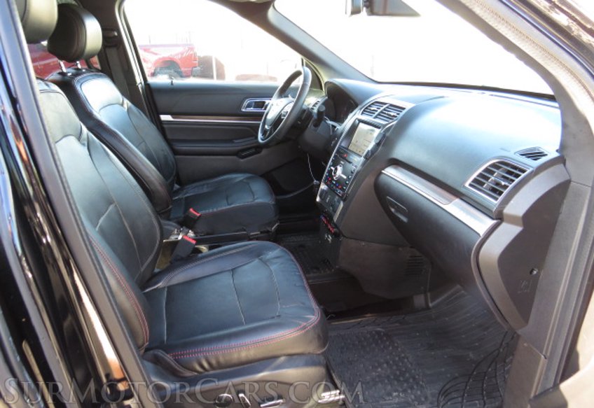 2017 Ford Explorer - Image 32